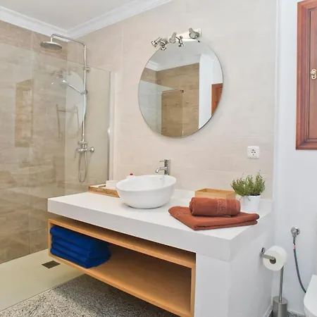 Pilar Puerto del Carmen (Lanzarote)