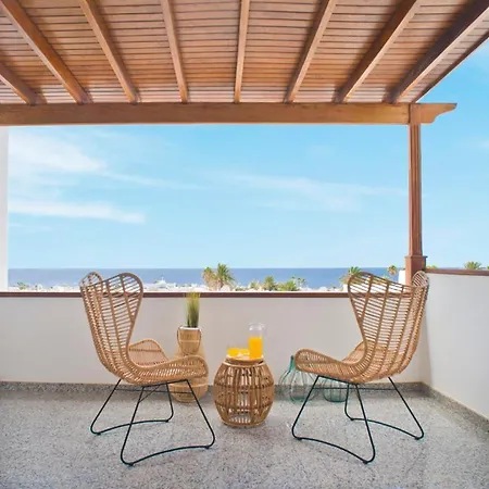 Pilar Vila Puerto del Carmen (Lanzarote)