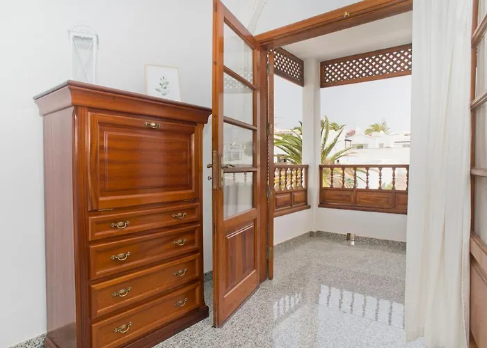 Pilar Πουέρτο Ντελ Κάρμεν